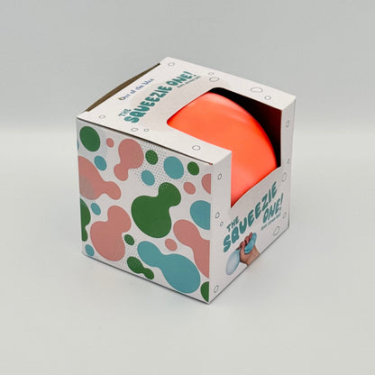 Oranger The Squeezie One Anti-Stressball in Verpackung von Out of the blue – Squeeze Ball